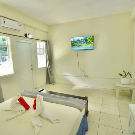 Apartamento Nature'S Paradise Kingstown Exterior foto